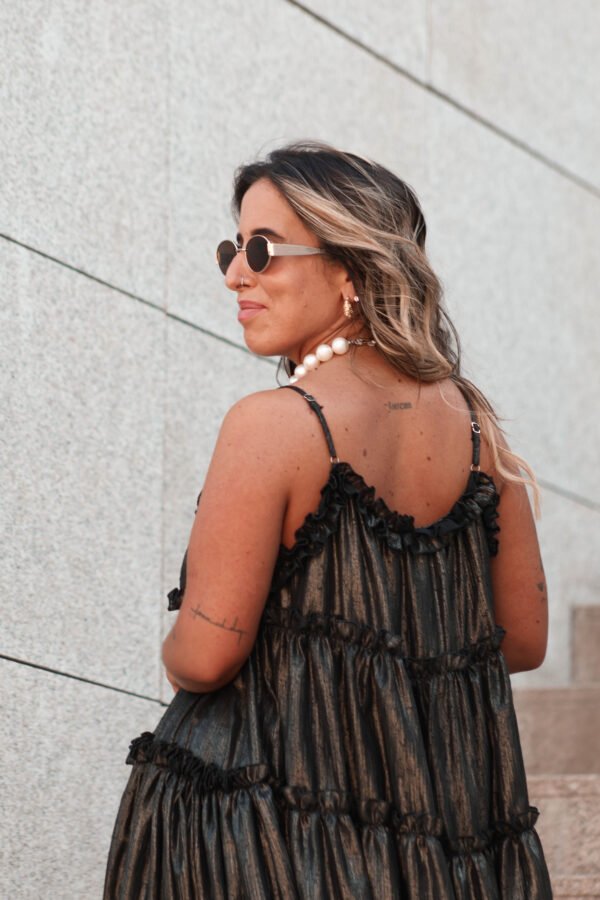 Vestido Preto c/ dourado - Image 3